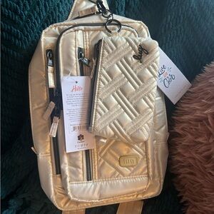 Lug Tailback & Lug Metro XL in Metallic Champagne! NWT!